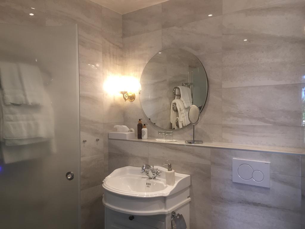 Kastanjelund Hotel Yngsjo Ruang foto