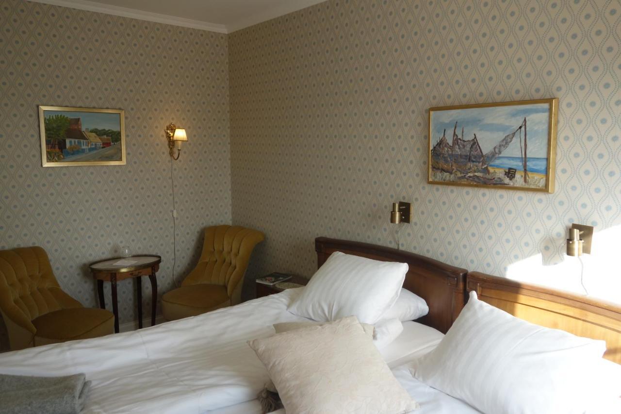Kastanjelund Hotel Yngsjo Bagian luar foto